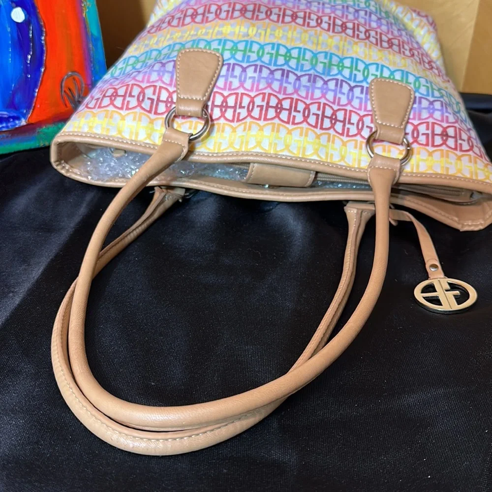 Multiple Color Shoulder Bag - Picture 9 of 17